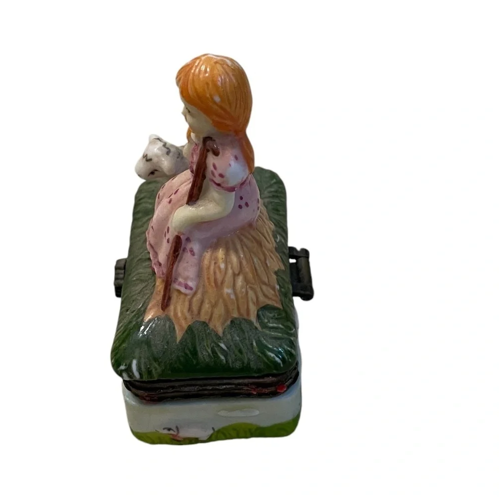 Vintage Little BoPeep Porcelain Hand Painted Trinket‎ Box